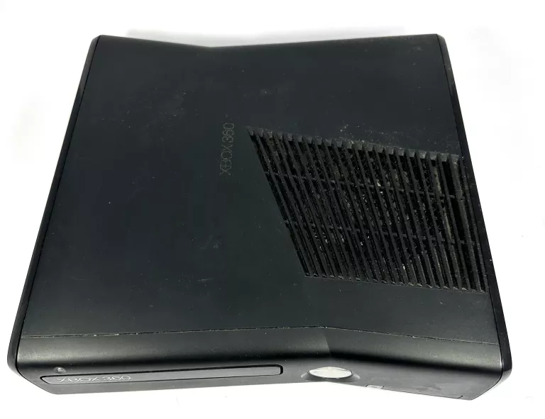 KONSOLA XBOX 360 4GB+GRY+PAD+KINECT