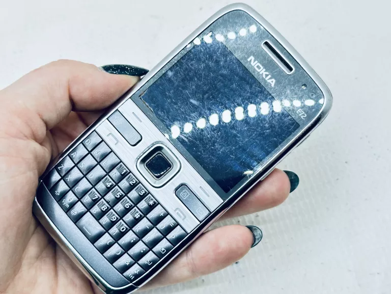 TELEFON NOKIA E72 SAM TEL B/S OPIS