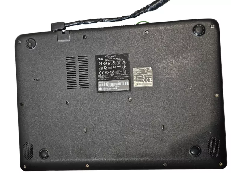 LAPTOP ACER ES1-311 8GB / 120GB / INTEL CELERON N2840 / WIN8