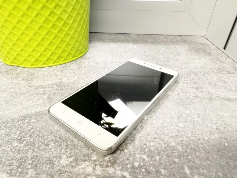 TELEFON LENOVO VIBE K5 2 /16 GB
