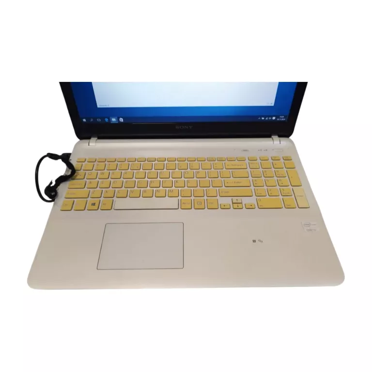 LAPTOP SONY VAIO I3 8GB RAM SSD 240 GB / KOD 12581258