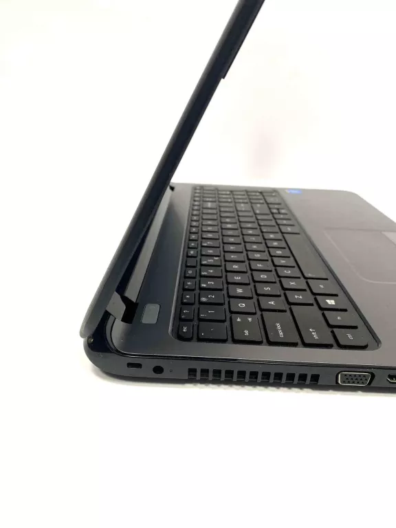 LAPTOP HP 250 G3-4005U/INTEL CELERON N2840//4GB/500GB/DVD/WIN8.1