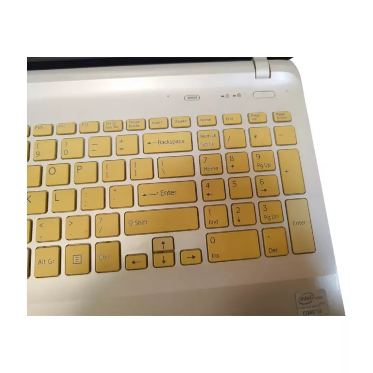 LAPTOP SONY VAIO I3 8GB RAM SSD 240 GB / KOD 12581258