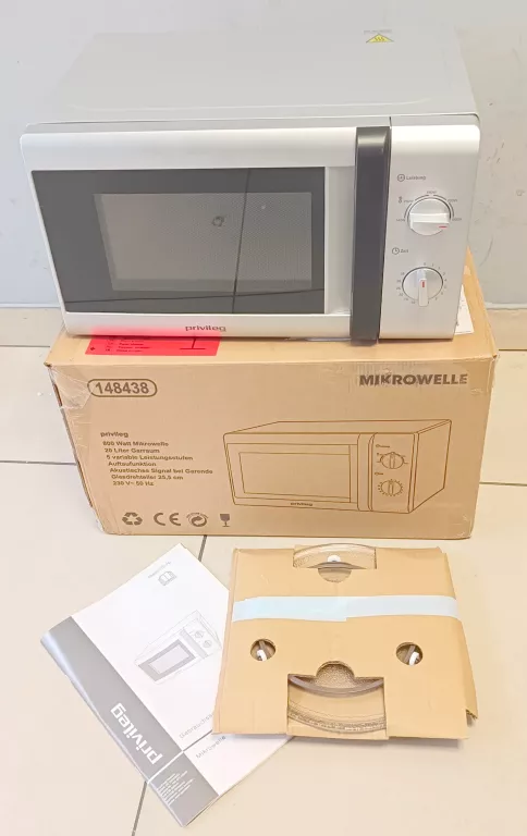 KUCHENKA MIKROFALOWA PRIVILEG MM820CTB-PM