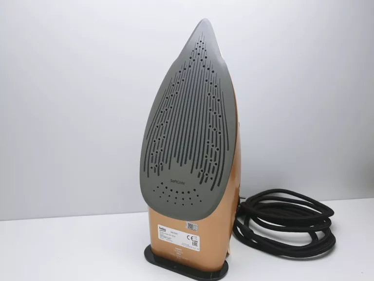 ŻELAZKO PAROWE BEKO FUTURE IRON SPA9230C