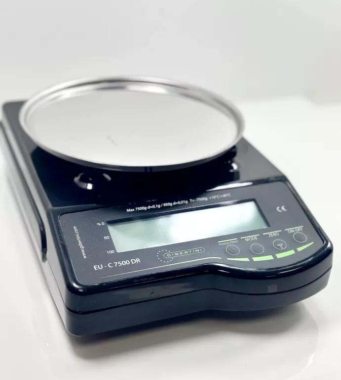 GIBERTINI LABORATORYJNA WAGA ELEKTRONICZNA EU - C 7500 DR