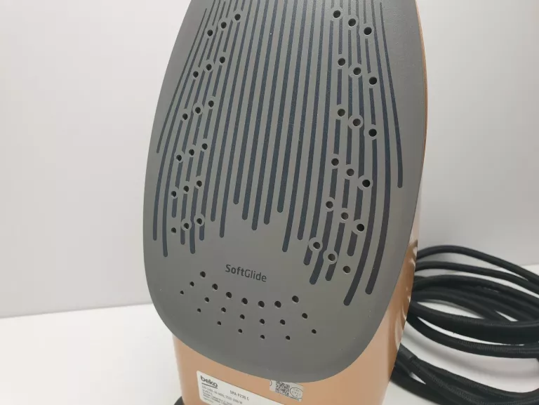 ŻELAZKO PAROWE BEKO FUTURE IRON SPA9230C