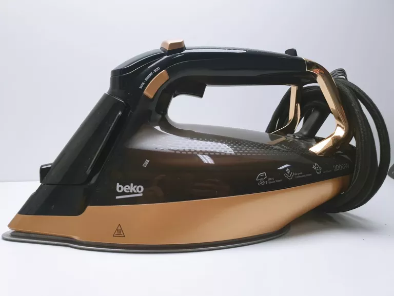 ŻELAZKO PAROWE BEKO FUTURE IRON SPA9230C