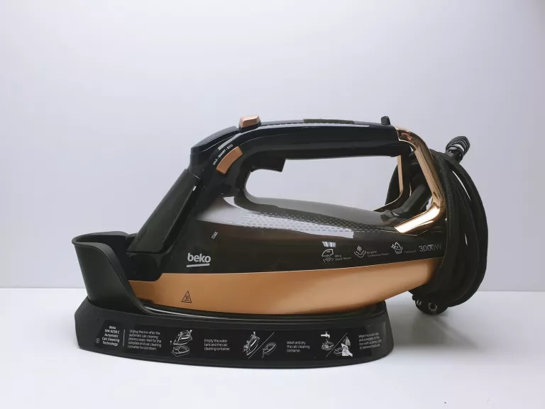 ŻELAZKO PAROWE BEKO FUTURE IRON SPA9230C