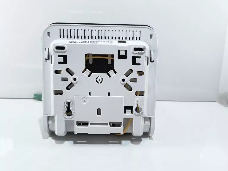 SWITCH GIGABIT ETHERNET CATV Z 2X ŚWIATŁOWODEM XON30.W XON1300.SC BKTEL