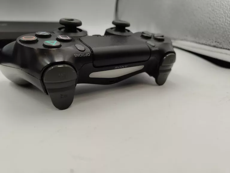 KONSOLA PS4 SLIM 500GB CUH-2216A OPIS!!!