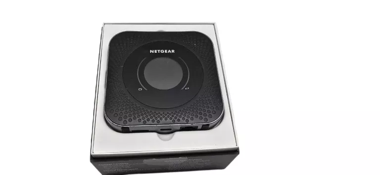 ROUTER NETGEAR NIGHTHAWK M1