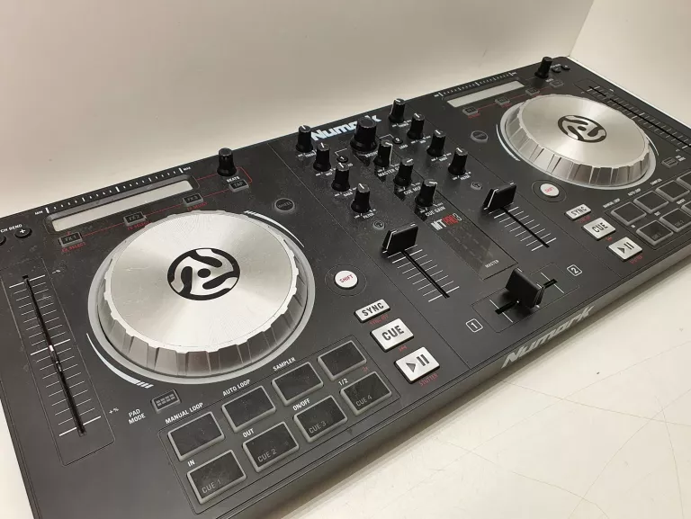 NUMARK MIXTRACK PRO III - DJ KONTROLER/KONSOLETA