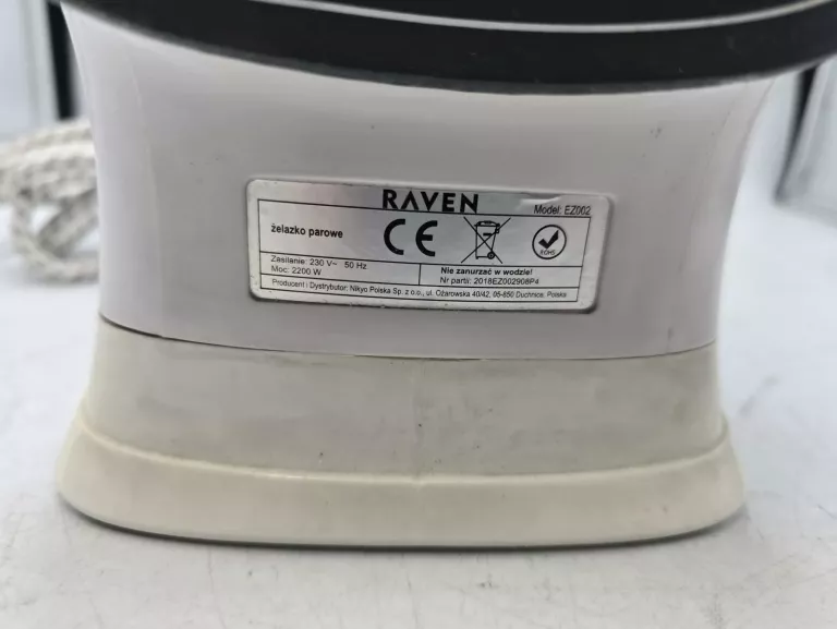 ŻELAZKO RAVEN EZ002