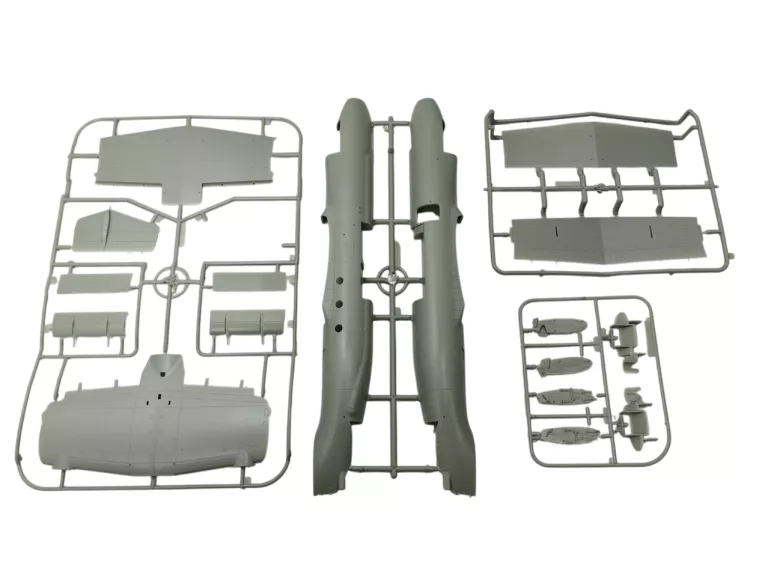 MODEL ITALERI NO.2687 E-2C HAWKEYE / HAWKEYE 2000 1:48 / CZYTAJ OPIS!