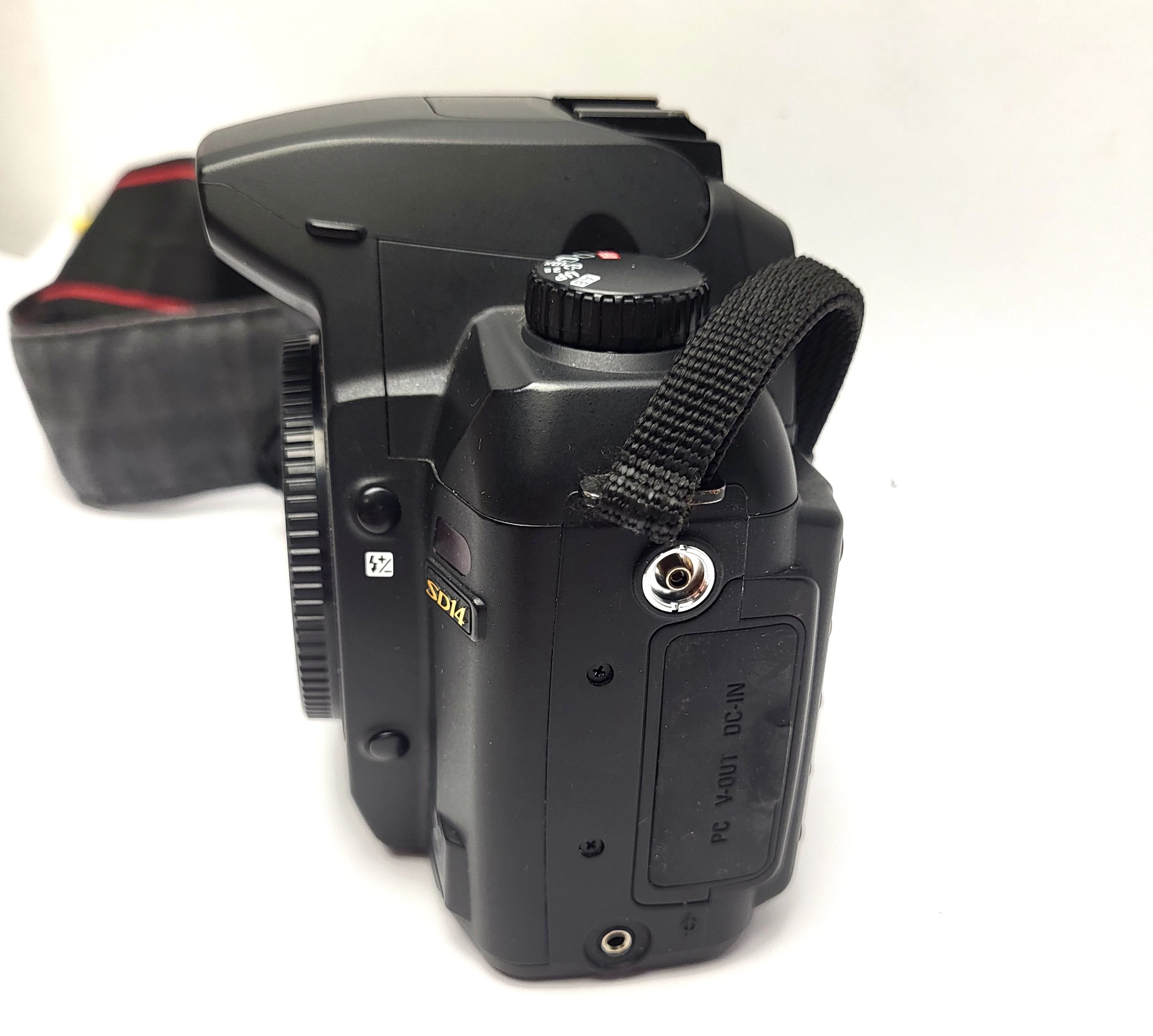 aparat-sigma-sd14-body-rozmiar-matrycy-206882-228774