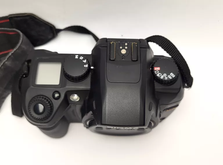 aparat-sigma-sd14-body-w-zestawie-814-2