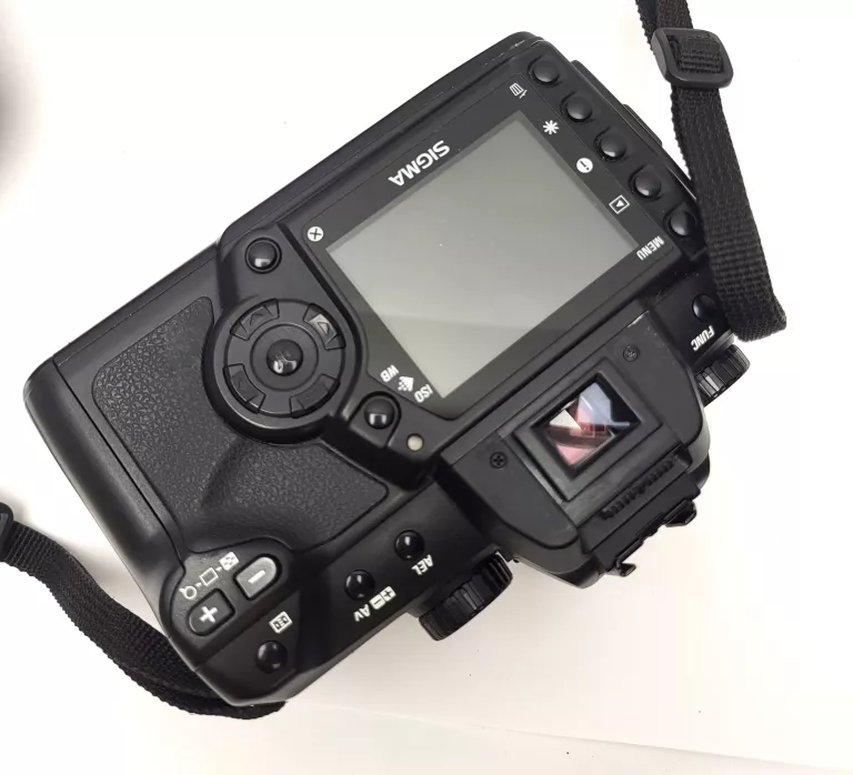 aparat-sigma-sd14-body-kod-producenta-000