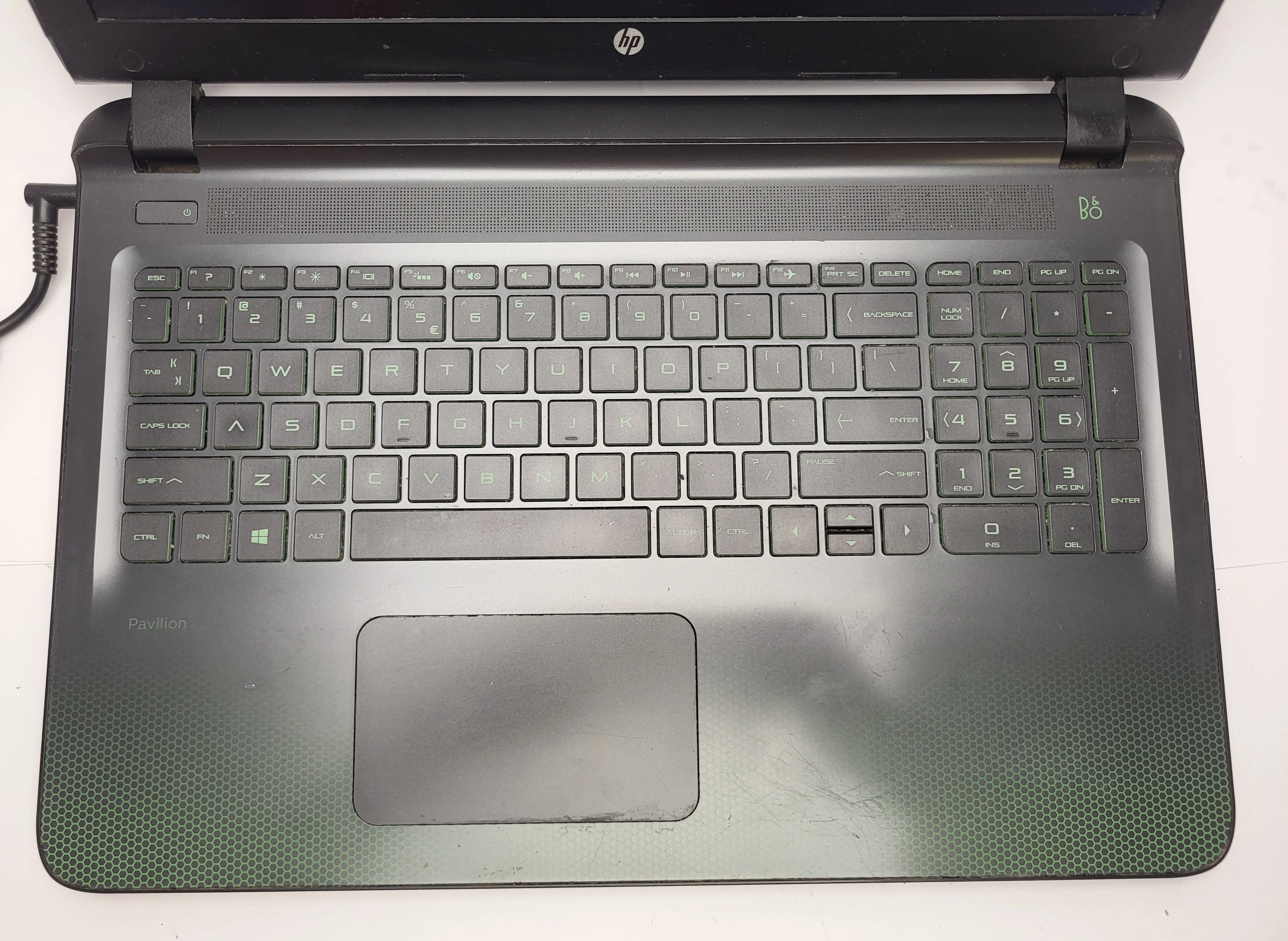 laptop-hp-pavilion-gaming-ak077nw-81000gb-i7-6700hq-ctu-81000-gtx950m-ean-gtin-0889894771469