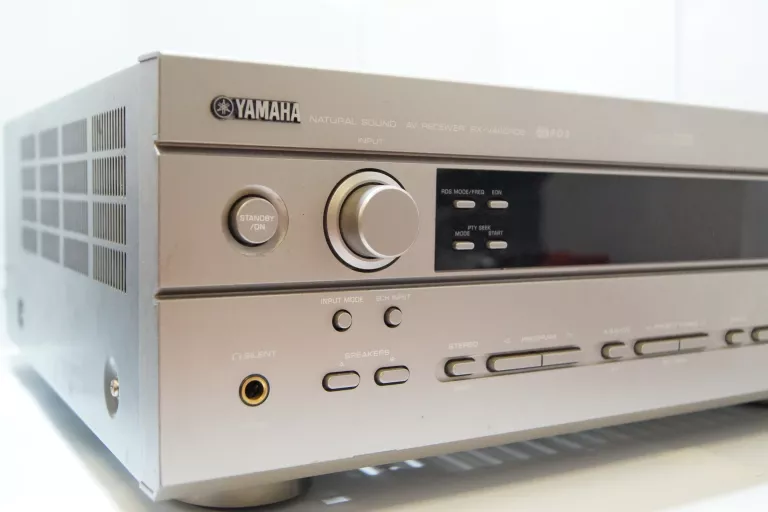 AMPLITUNER YAMAHA RX-V440RDS + PILOT