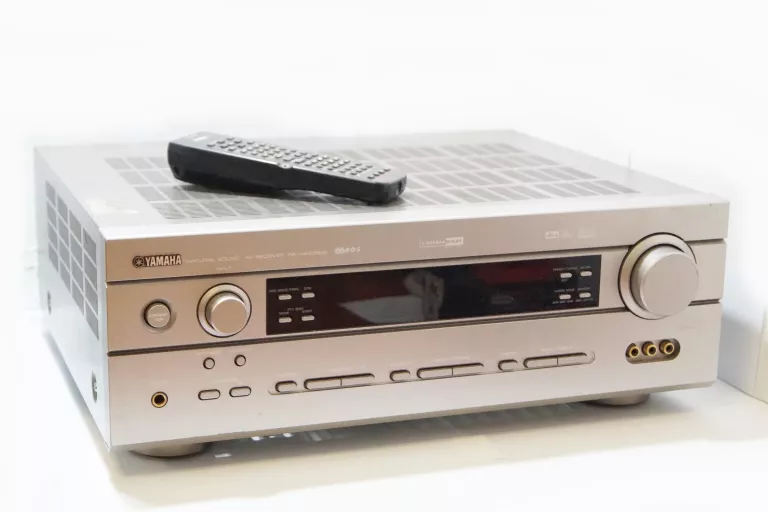 AMPLITUNER YAMAHA RX-V440RDS + PILOT