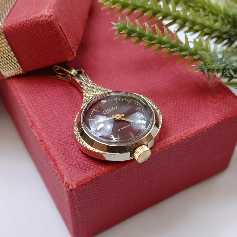 rosyjski-zegarek-mechaniczny-17-kamieni-cccp-pozlacany-14k-wisiorek-mechanizm-18738-2