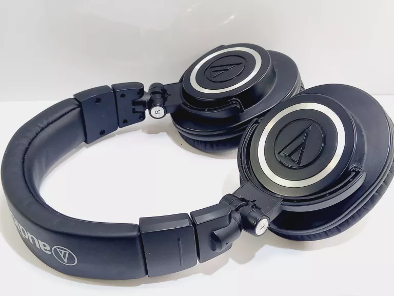 SŁUCHAWKI NAUSZNE AUDIO TECHNICA ATH-M50X