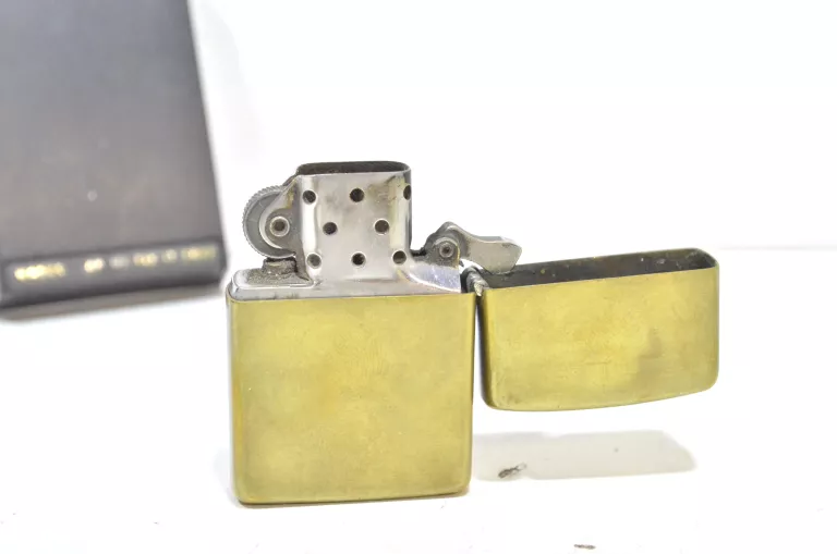 ZAPALNICZKA ZIPPO