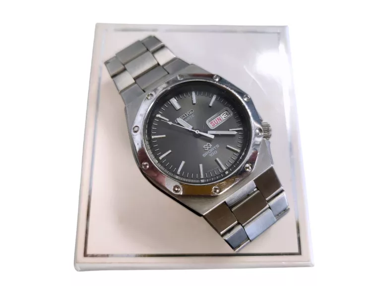 ZEGAREK SEIKO SQ SPORTS 100 7546-703A