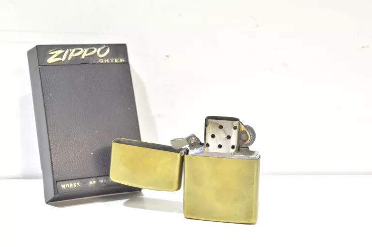 ZAPALNICZKA ZIPPO