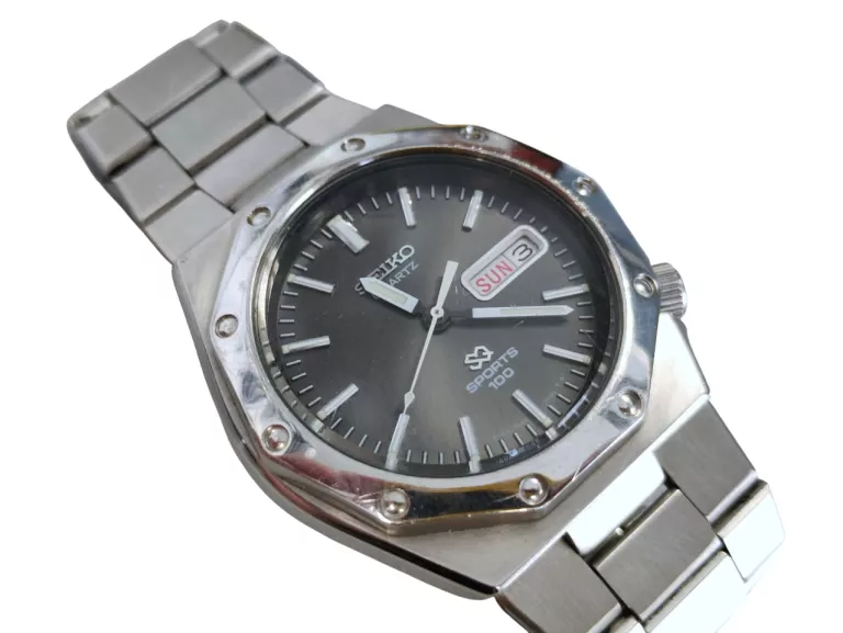ZEGAREK SEIKO SQ SPORTS 100 7546-703A