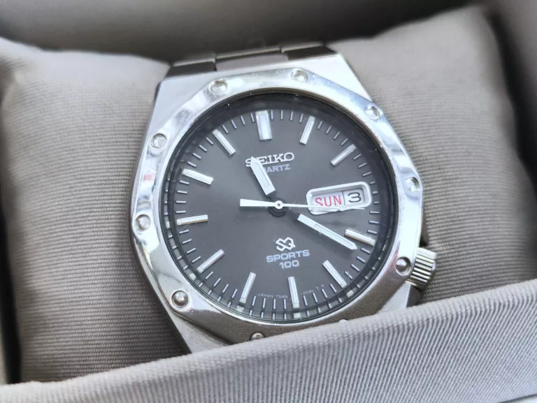 ZEGAREK SEIKO SQ SPORTS 100 7546-703A