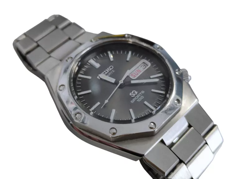 ZEGAREK SEIKO SQ SPORTS 100 7546-703A