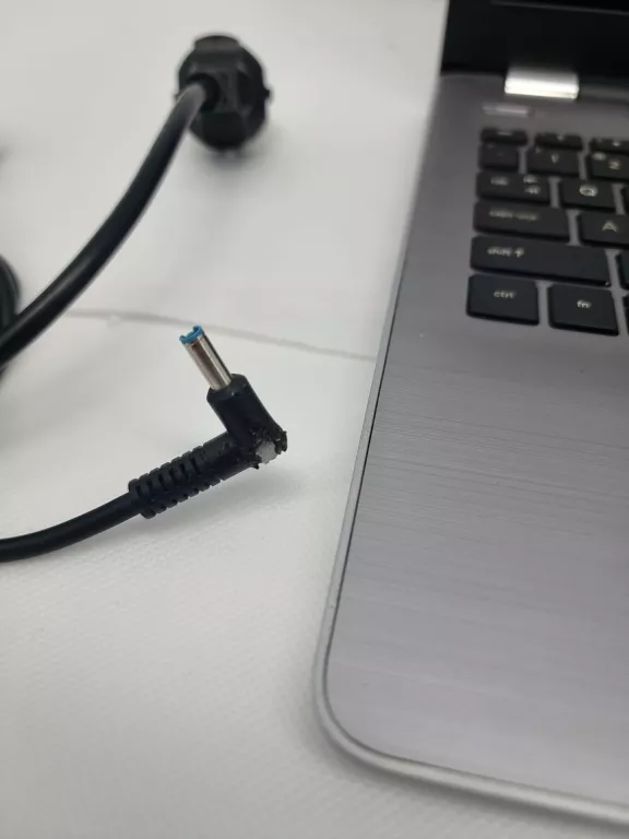 GŁĘBOKOŚCIOMIERZ ELEKTRONICZNY SUWMIARKOWY 150 MM | ABSOLUTE - MITUTOYO