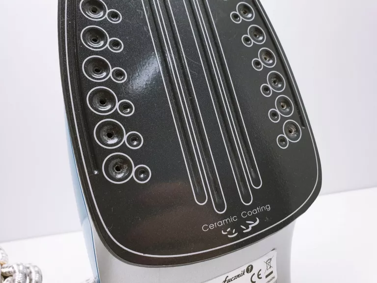 ŻELAZKO ŁUCZNIK SI 720 2200W