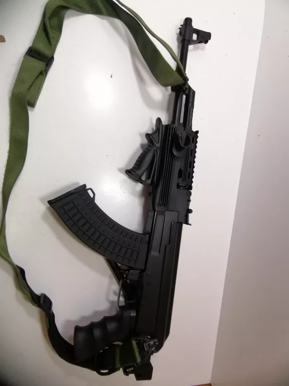 PISTOLET ASG ŁADOWARKA