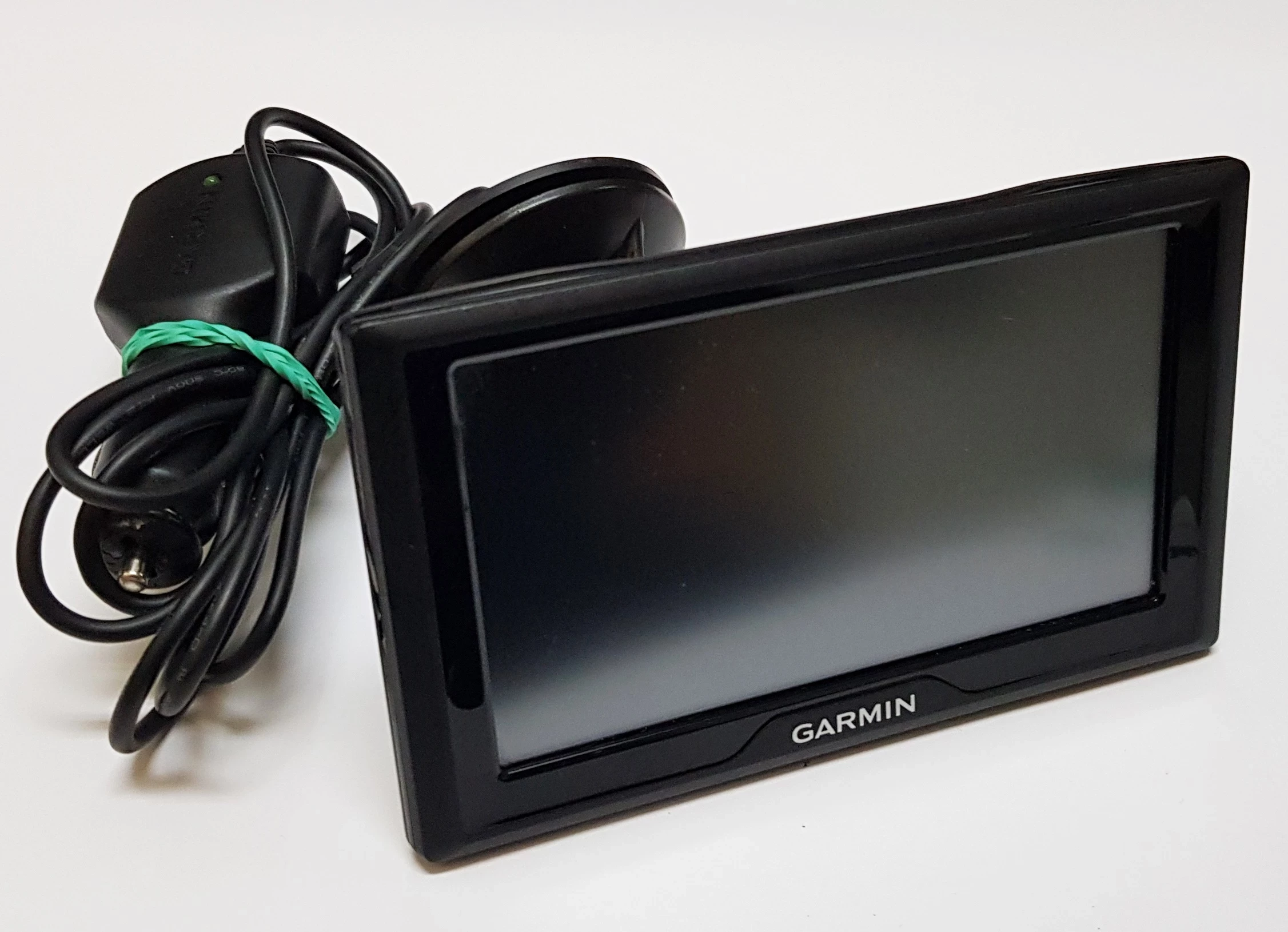 nawigacja-garmin-drive-50-przekatna-ekranu-500