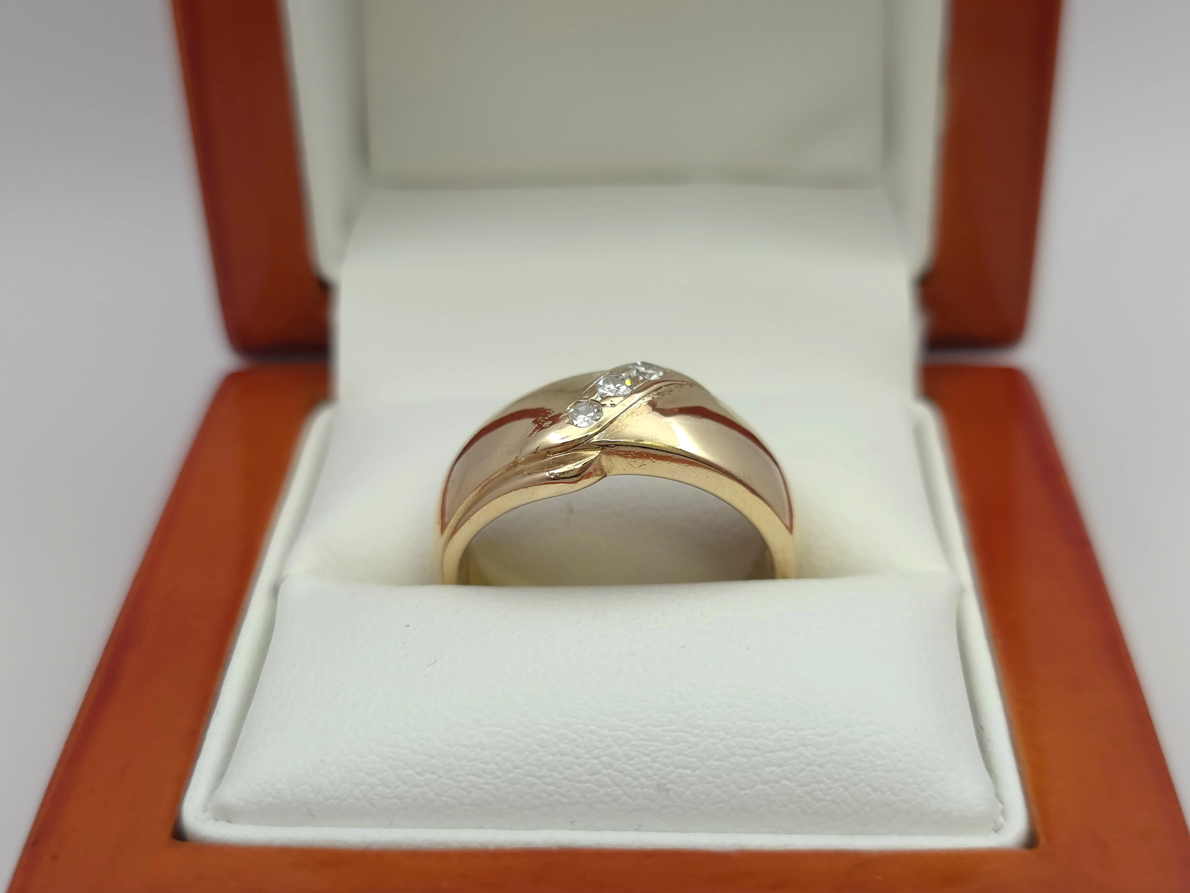 zloty-pierscionek-z-diamentami-585-14k-r15-547g-cert-ean-gtin-5900025305355