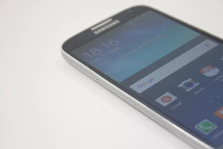 TELEFON SAMSUNG GALAXY S4 GT-I9505