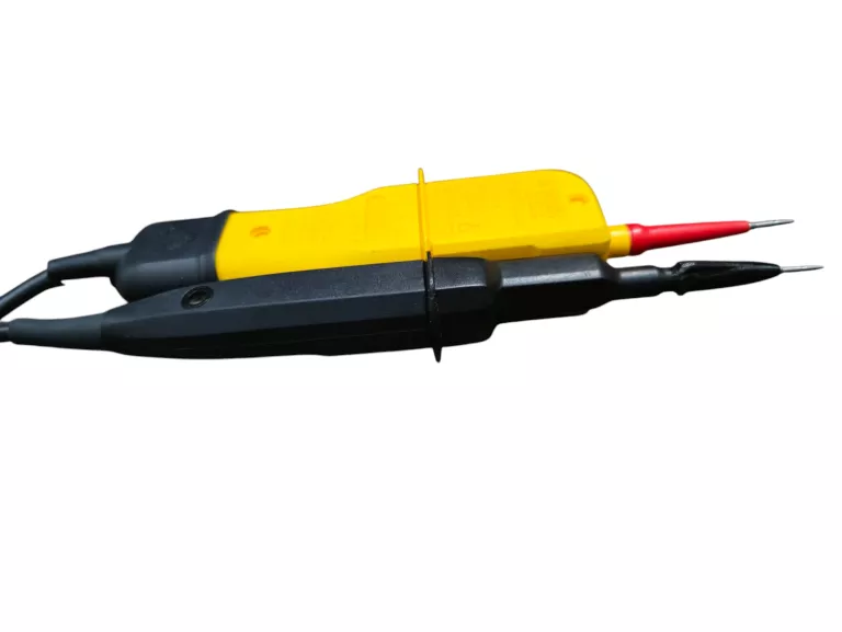 WSKAŹNIK NAPIĘCIA FLUKE T150 TESTER DWUBIEGUNOWY