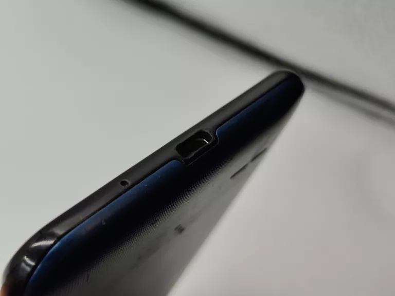 telefon-lg-k9-216gb-wbudowana-pamiec-202869-214201