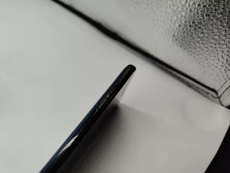 telefon-lg-k9-216gb-typ-202685-212929