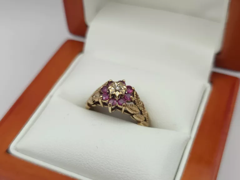ZŁOTY PIERŚCIONEK DIAMENT I GRANAT - 375 9K R.9 2,46G CERT