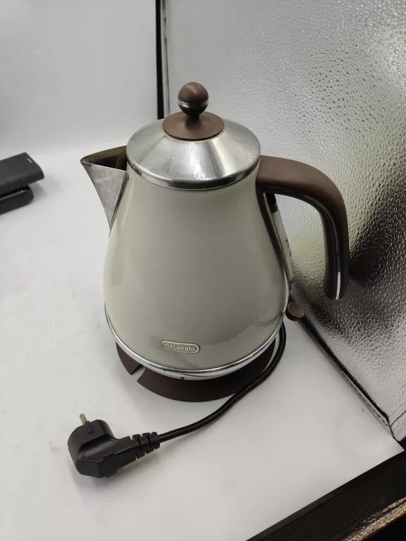 CZAJNIK DELONGHI ICONA VINTAGE KBOV2001 BG