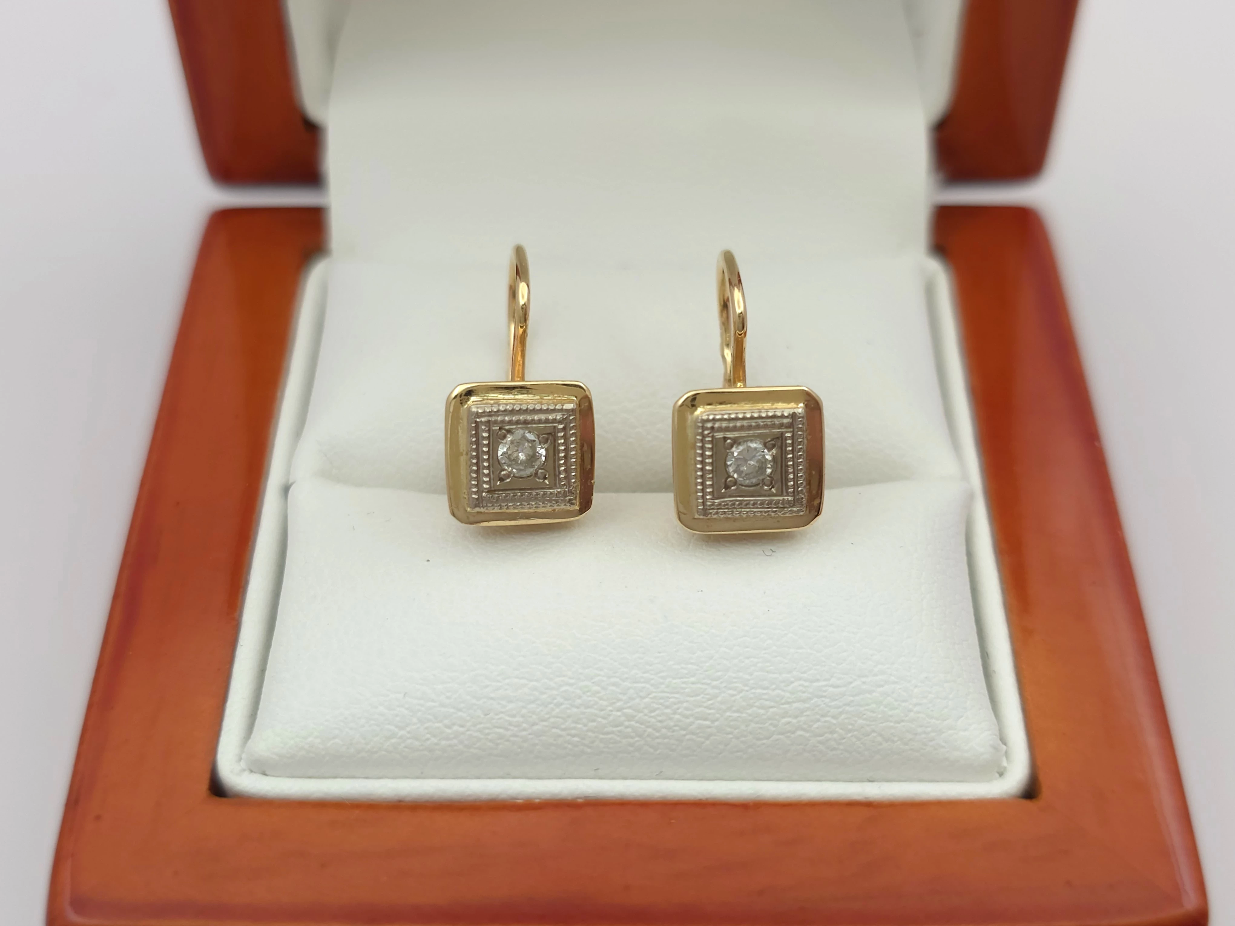 zlote-kolczyki-z-diamentami-016ct-585-14k-323g-cert-motyw-129129-21