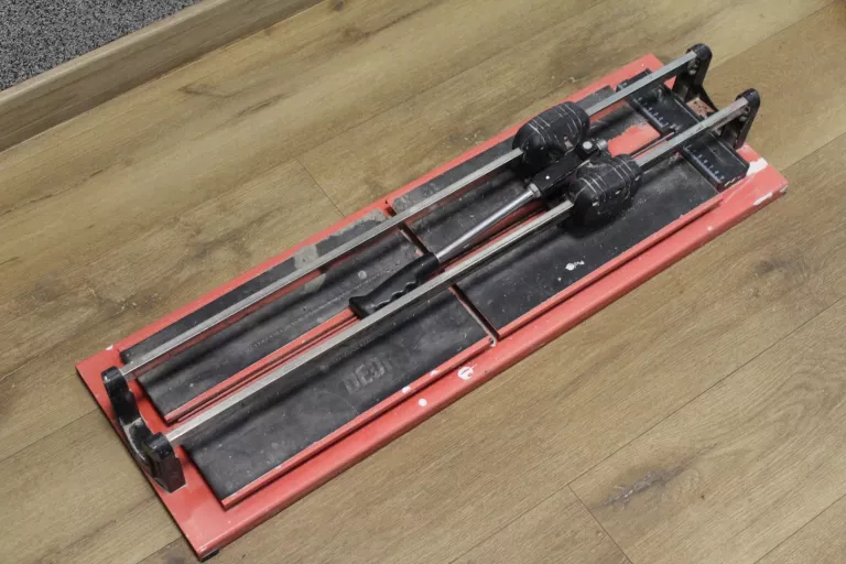 PRZECINARKA DO GLAZURY DEDRA 1162-070 700MM 70CM