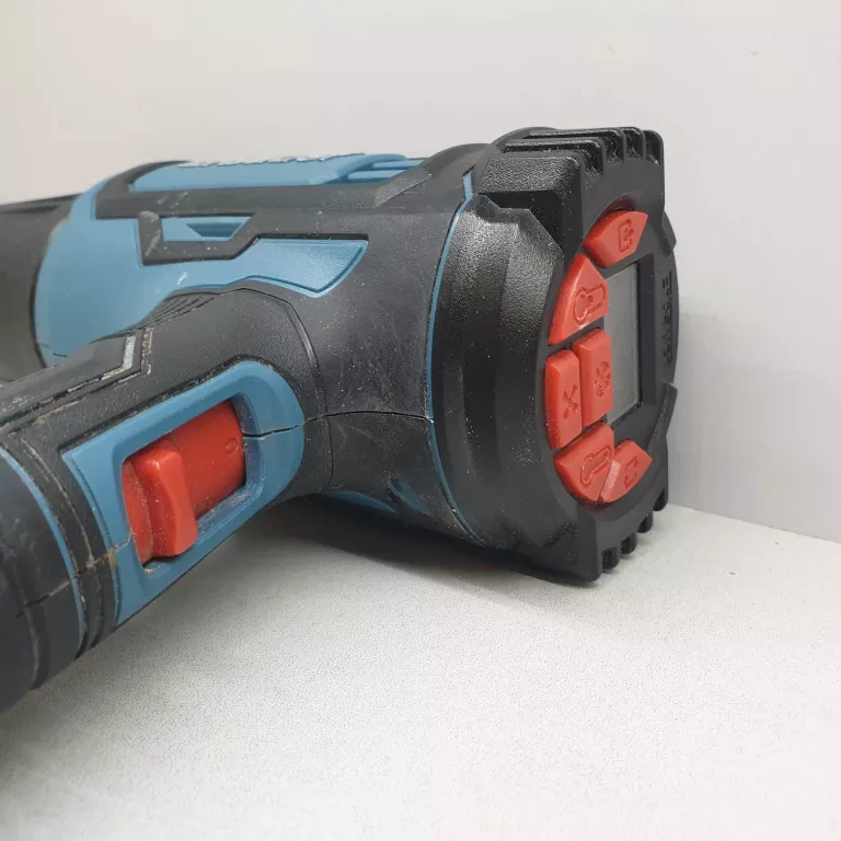 opalarka-erbauer-2000w-walizka-kod-producenta-ehg2000