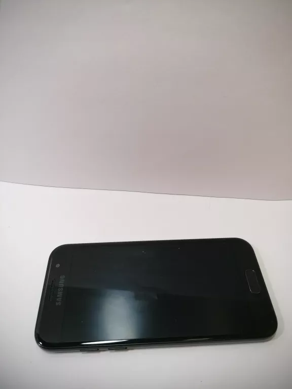 TELEFON  SAMSUNG A3 2017