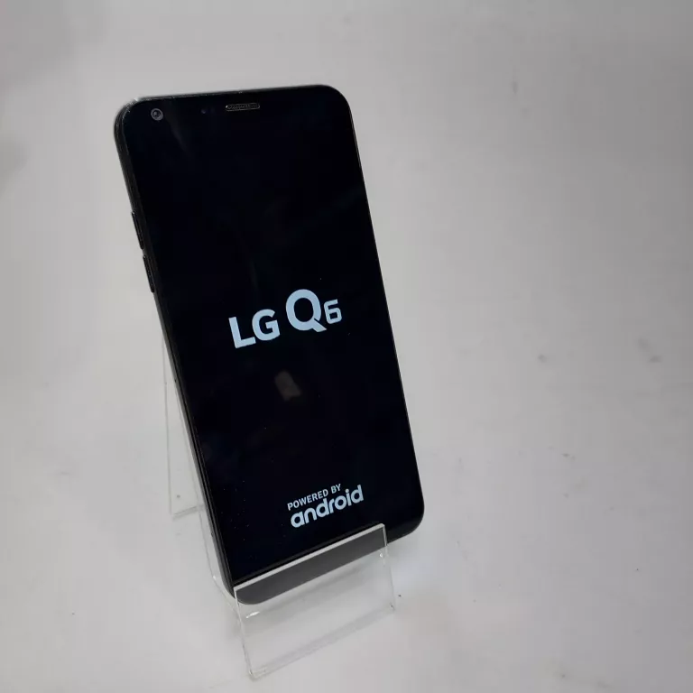 TELEFON LG Q6 3/32GB PLAY