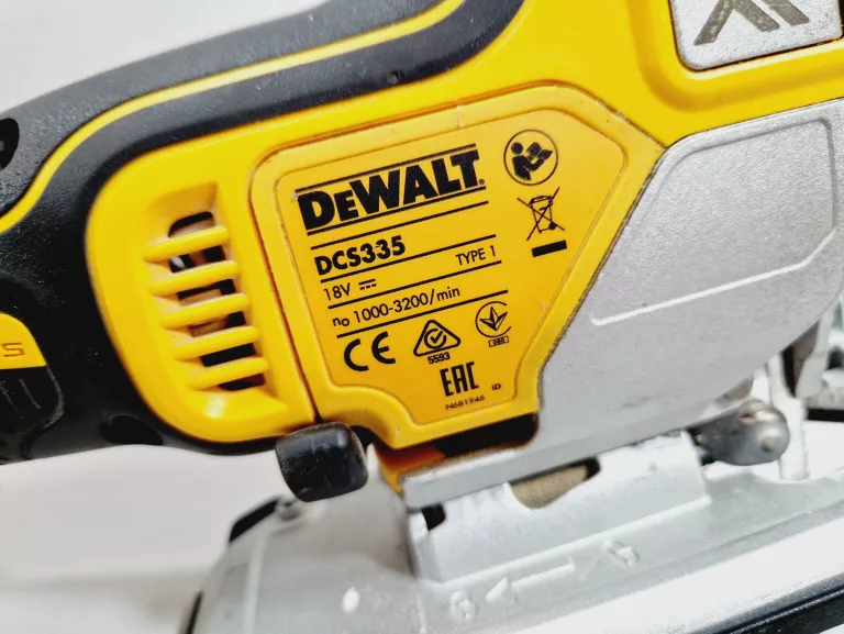 WYRZYNARKA DEWALT DCS335 | ŁADOWARKA | AKUMULATOR 18V 4.0AH | WALIZKA